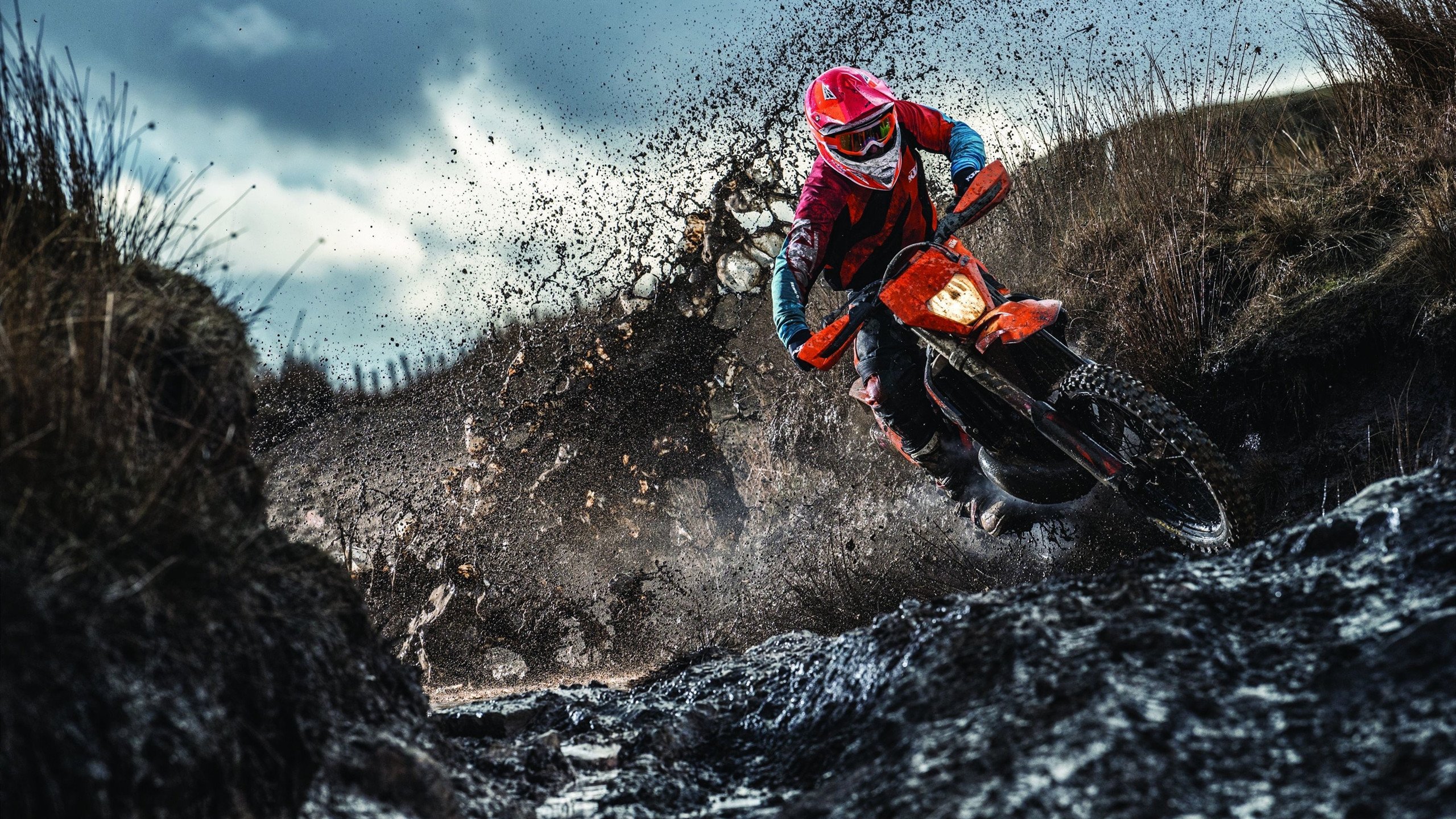 传统民族戏剧与体育结合巡演，文化展现新篇章，民族传统体育中包含的戏剧特征